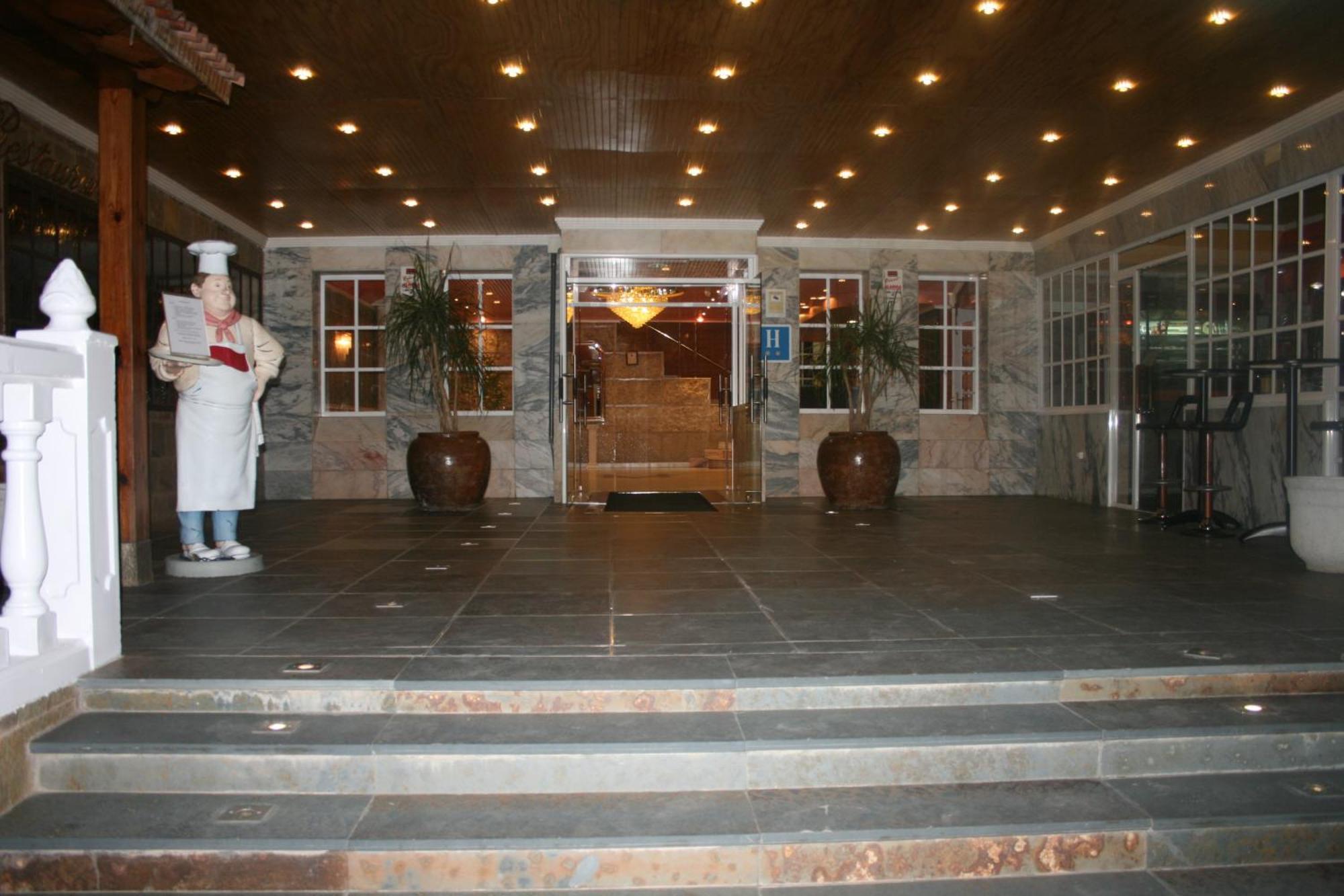 Hotel Verona Puertollano Exterior photo